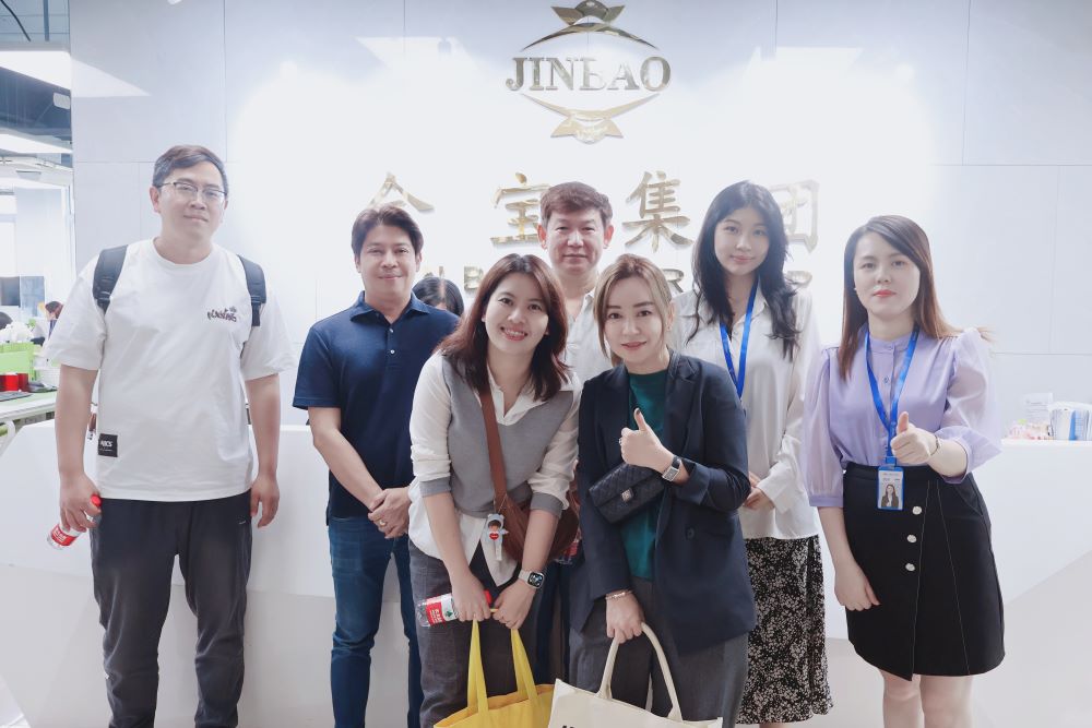 Thailand Customers Visited Jinbao (2) عملاء تايلاند قاموا بزيارة جينباو (2)