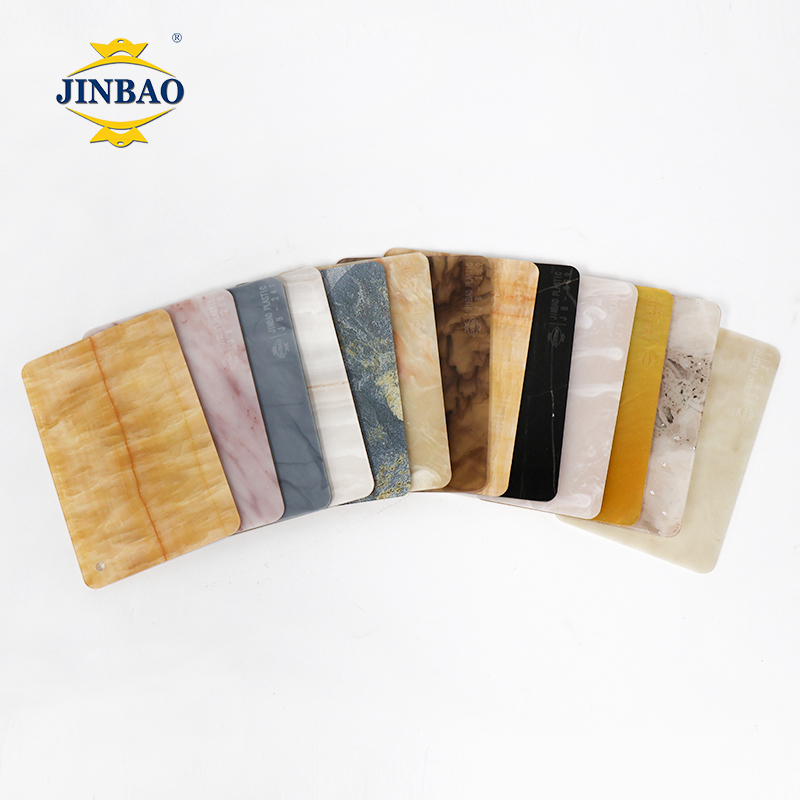 أين تتفوق صفائح ألواح الجدران WPC في عنصر بناء محدد؟ 