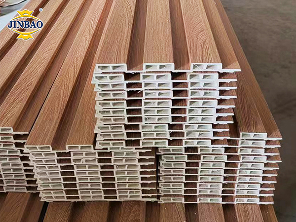 معرض-الصين-للاستيراد-والتصدير-جينباو-أكريليك-pvc-20