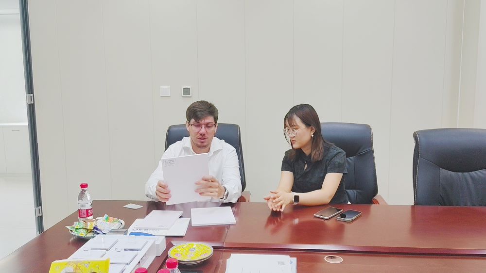 عميل ريونيون (4)