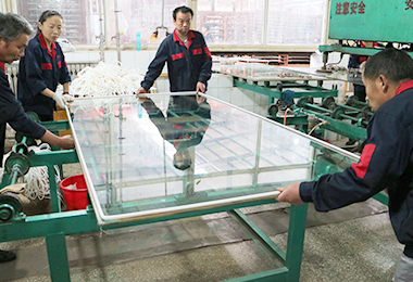 ورشة عمل ورقة الاكريليك2